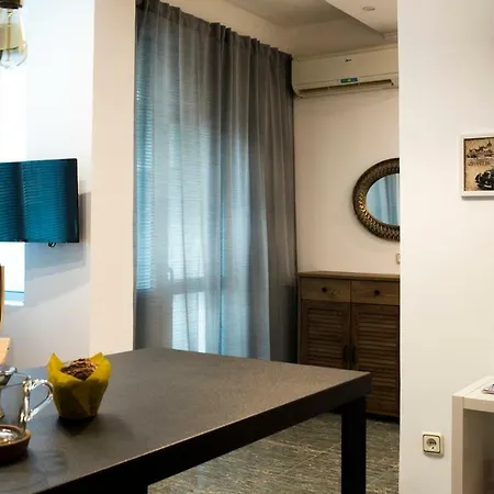 Apartment Check Point Studio